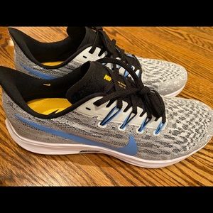 NEVER WORN NIKE ZOOM (size 12.5)